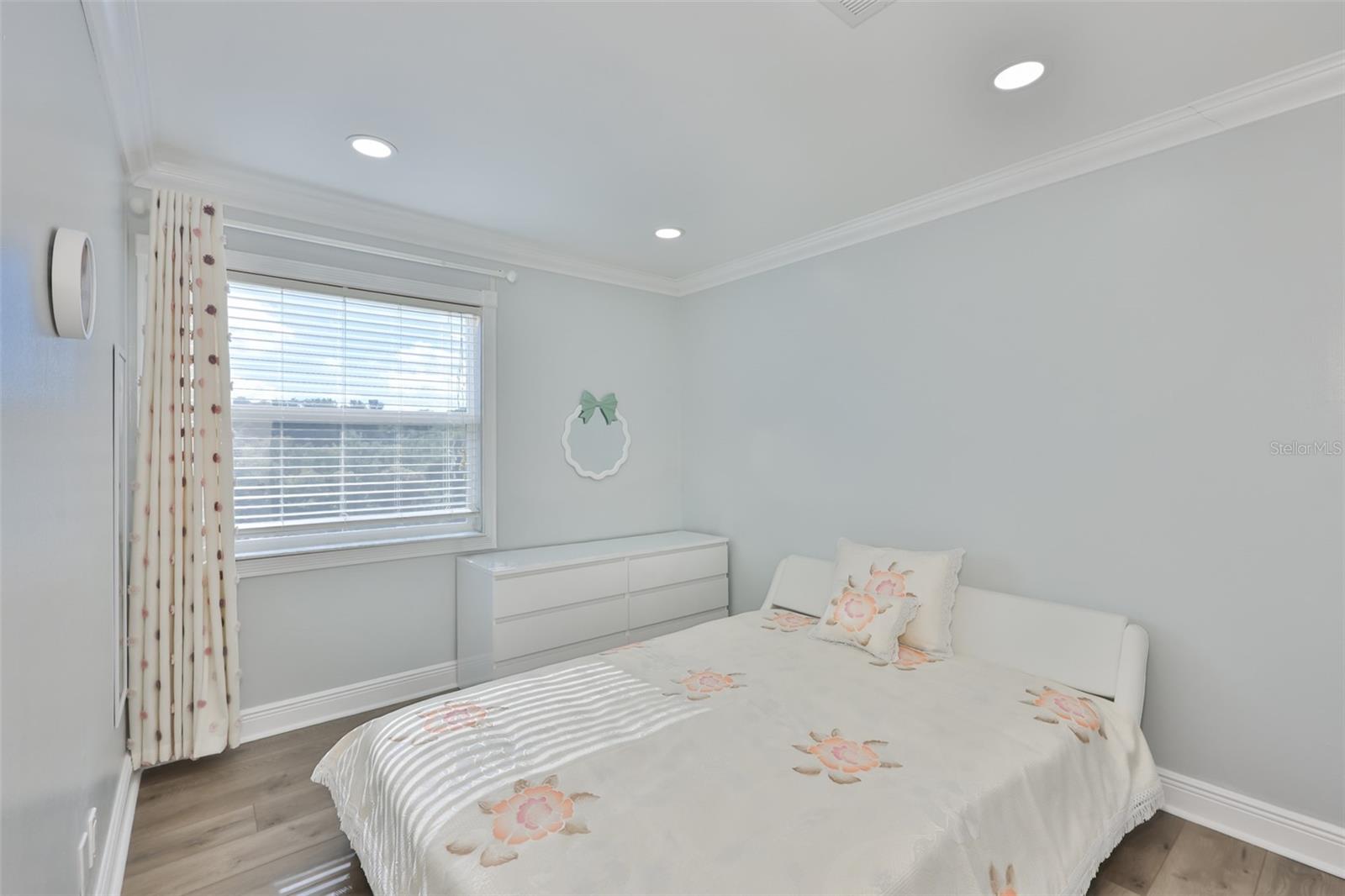 1865 CLEARBROOKE DR — photo 30