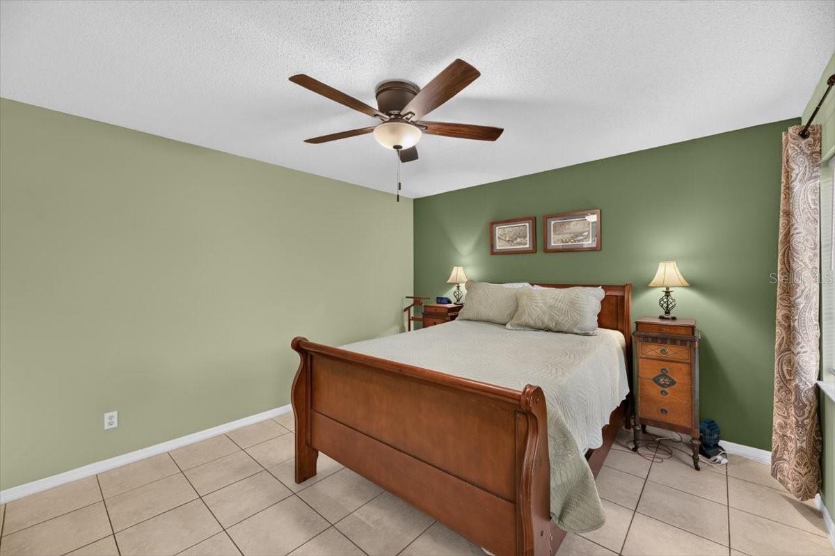 705 WESTMONT WAY — photo 36