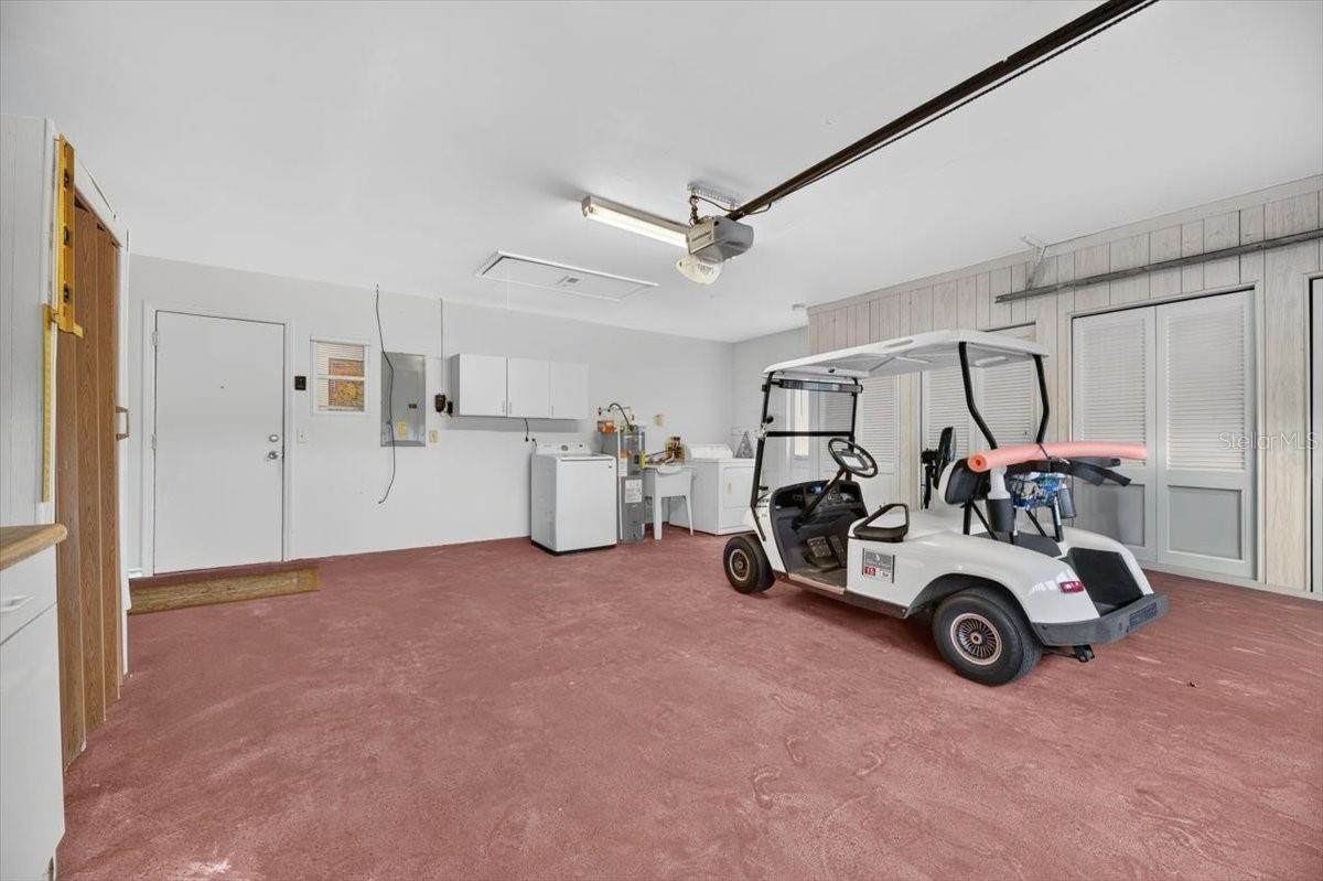 705 WESTMONT WAY — photo 42