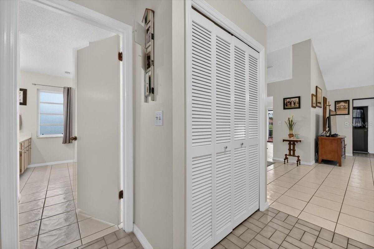 705 WESTMONT WAY — photo 13