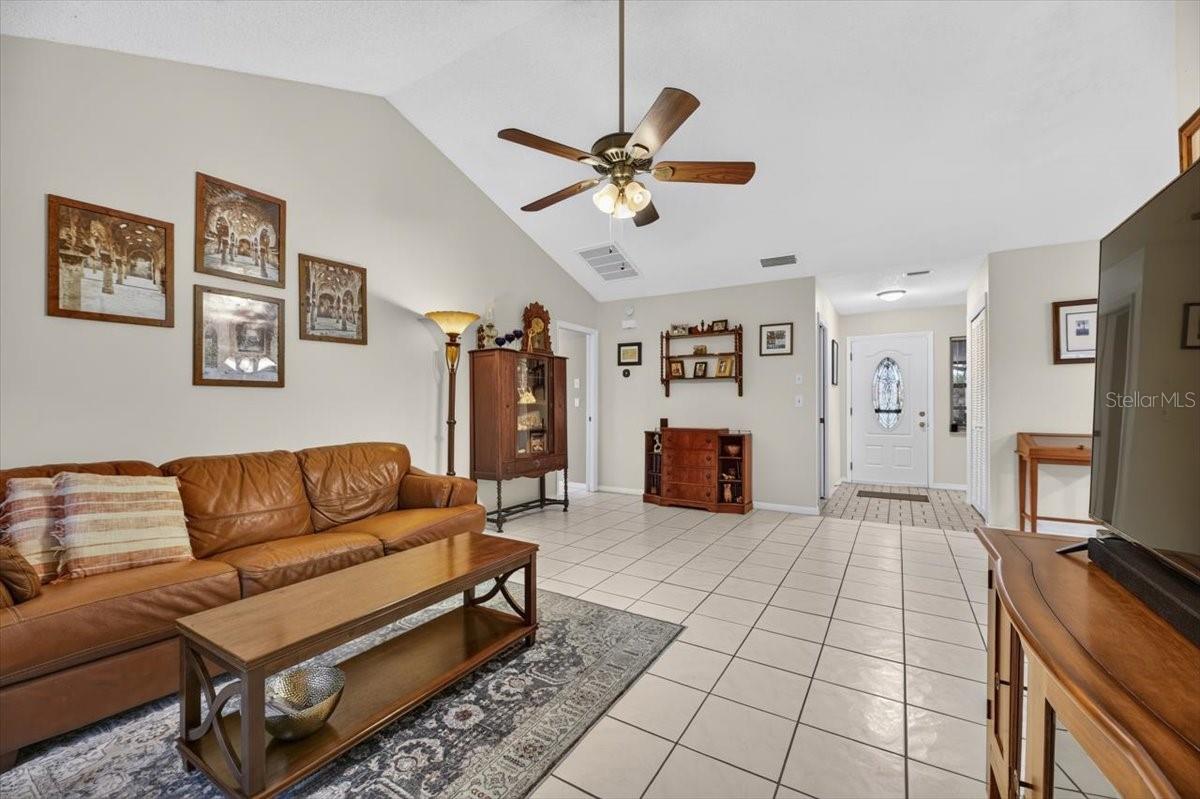 705 WESTMONT WAY — photo 30