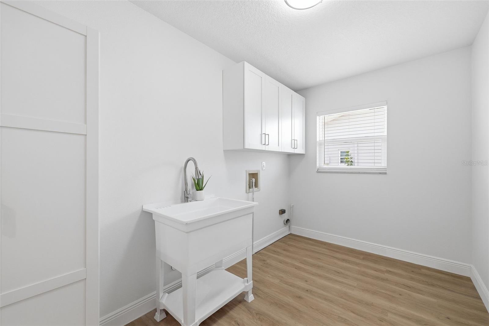 1616 BENTWOOD DR — photo 27