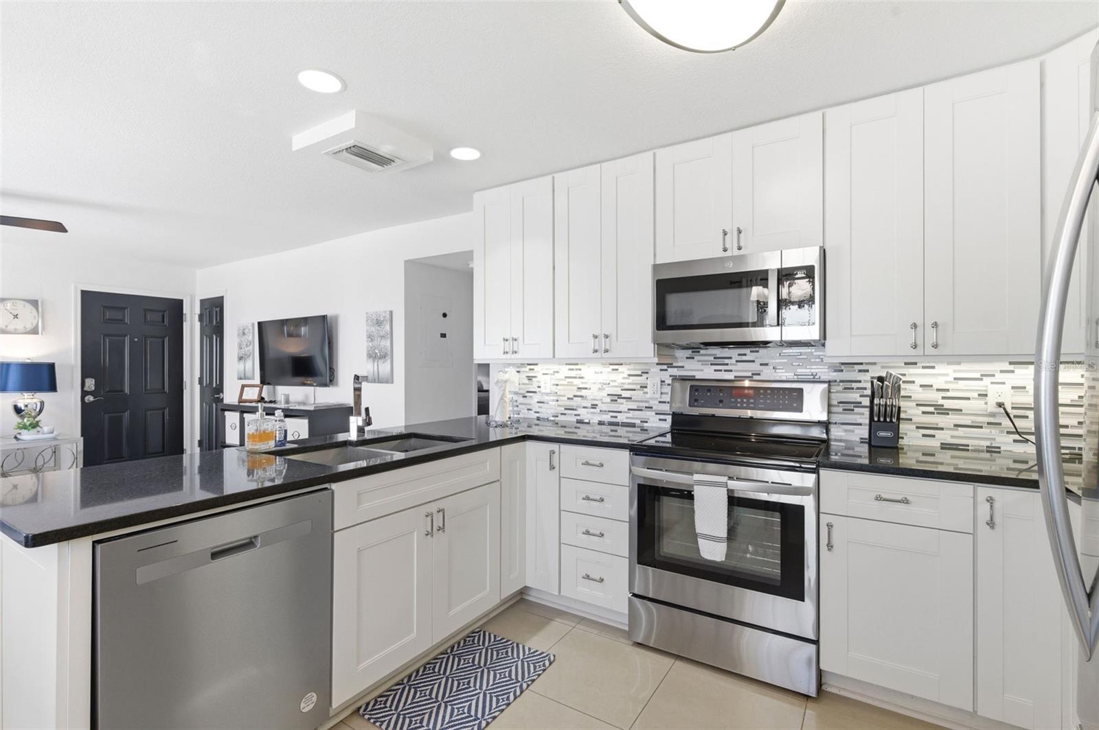 5280 COQUINA KEY DR SE #A furnished seasonal — photo 16