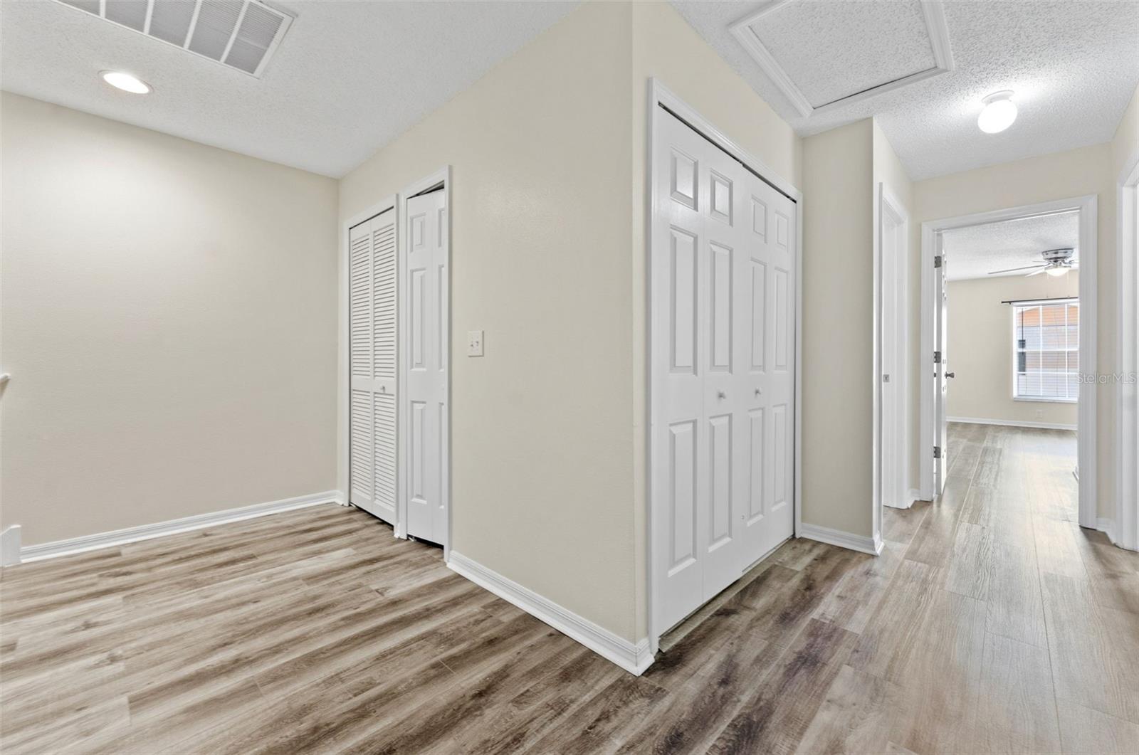 8421 EDGEWATER PLACE BLVD — photo 11