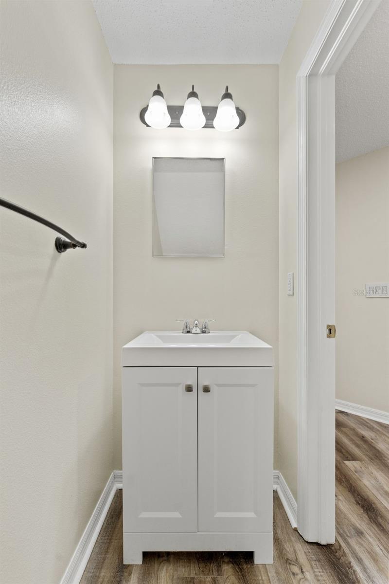 8421 EDGEWATER PLACE BLVD — photo 22