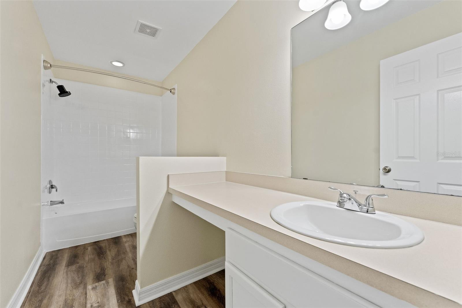 8421 EDGEWATER PLACE BLVD — photo 14
