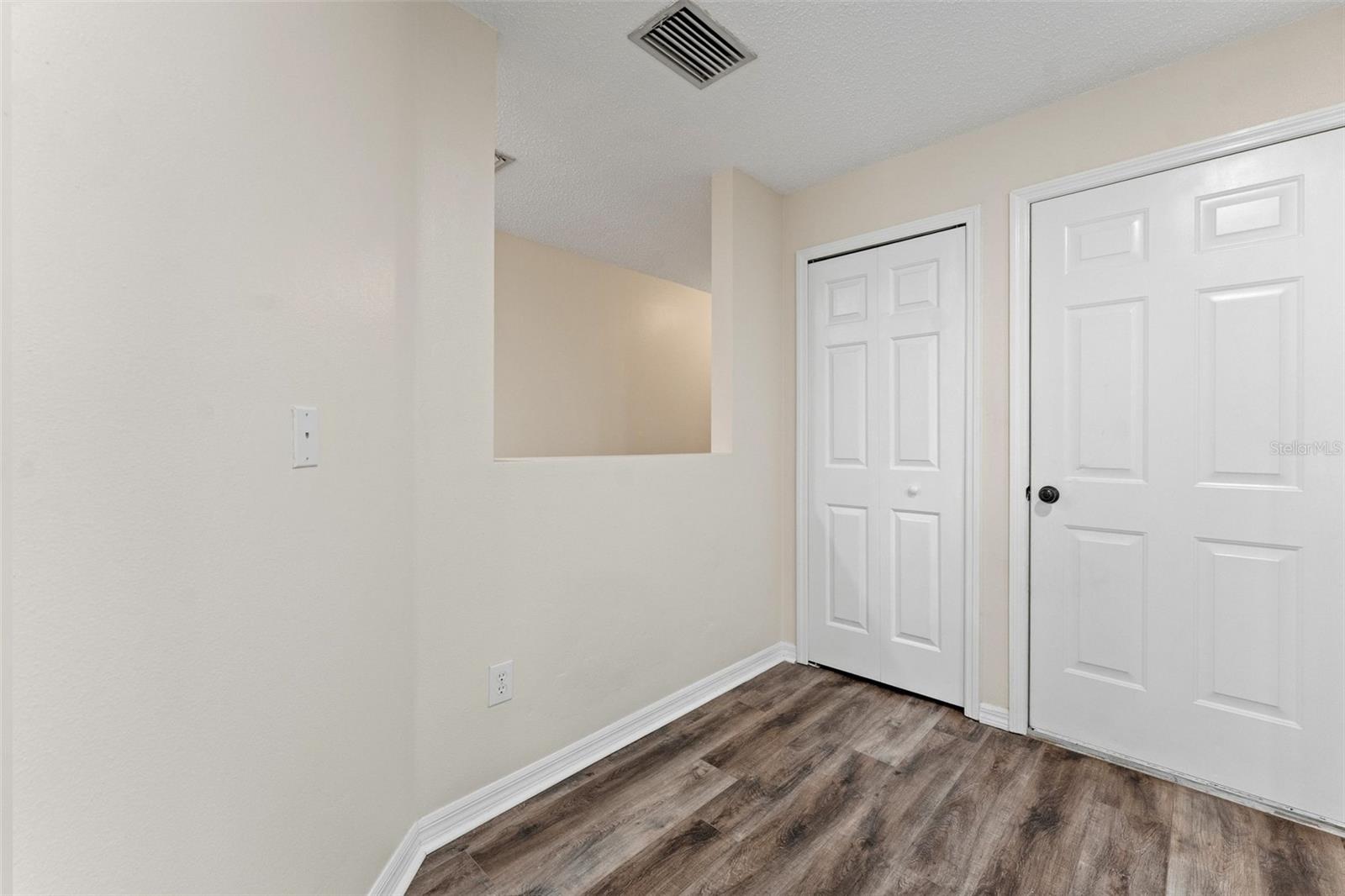 8421 EDGEWATER PLACE BLVD — photo 7