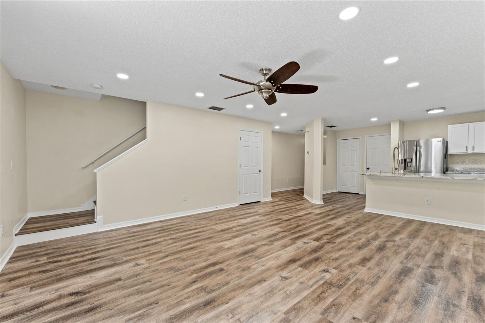 8421 EDGEWATER PLACE BLVD — photo 9
