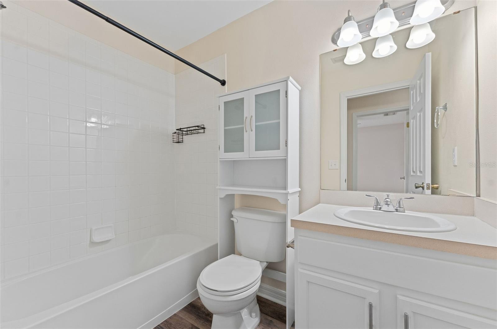 8421 EDGEWATER PLACE BLVD — photo 18