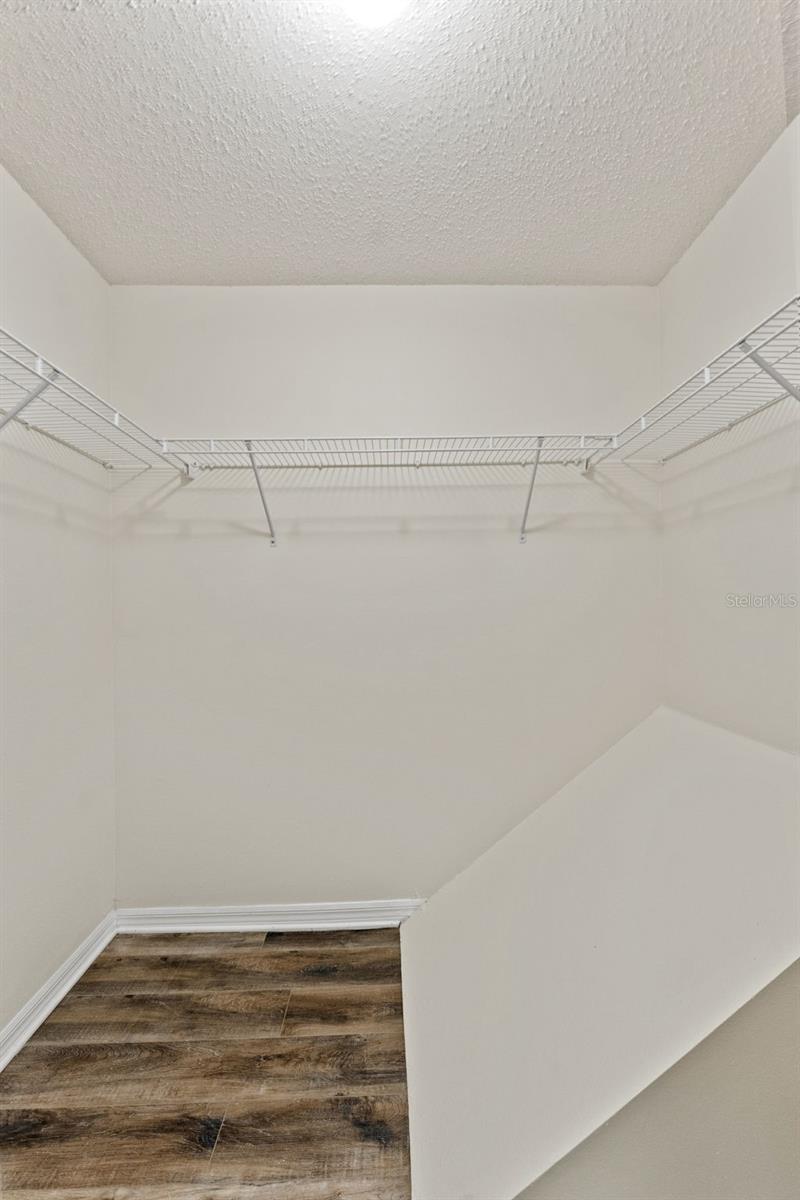 8421 EDGEWATER PLACE BLVD — photo 16