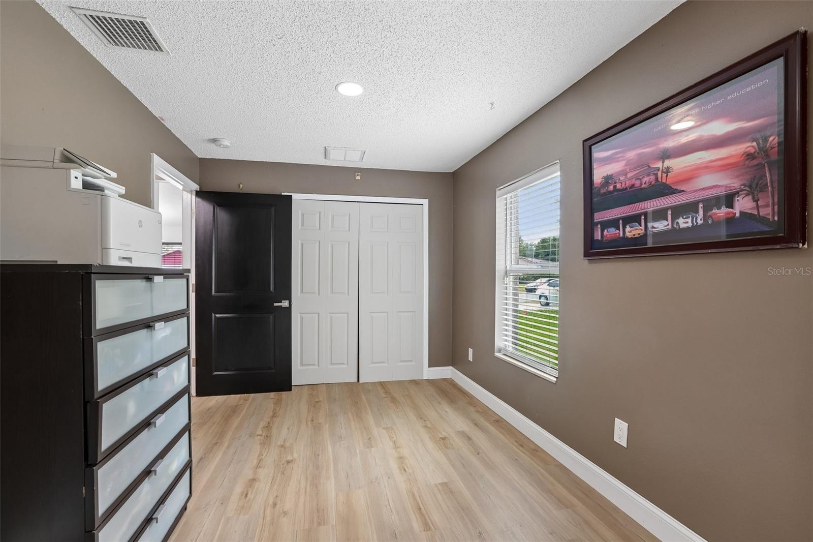 1525 KESTREL WAY — photo 21