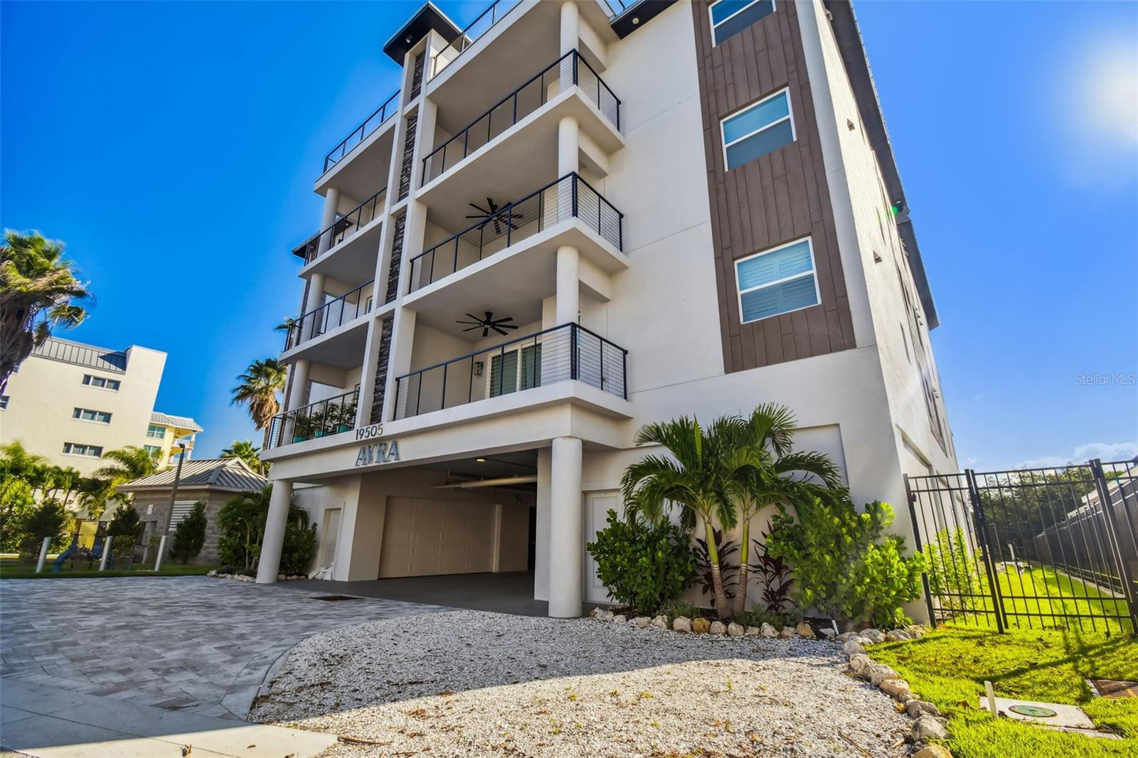 19505 GULF BLVD #404 — photo 41