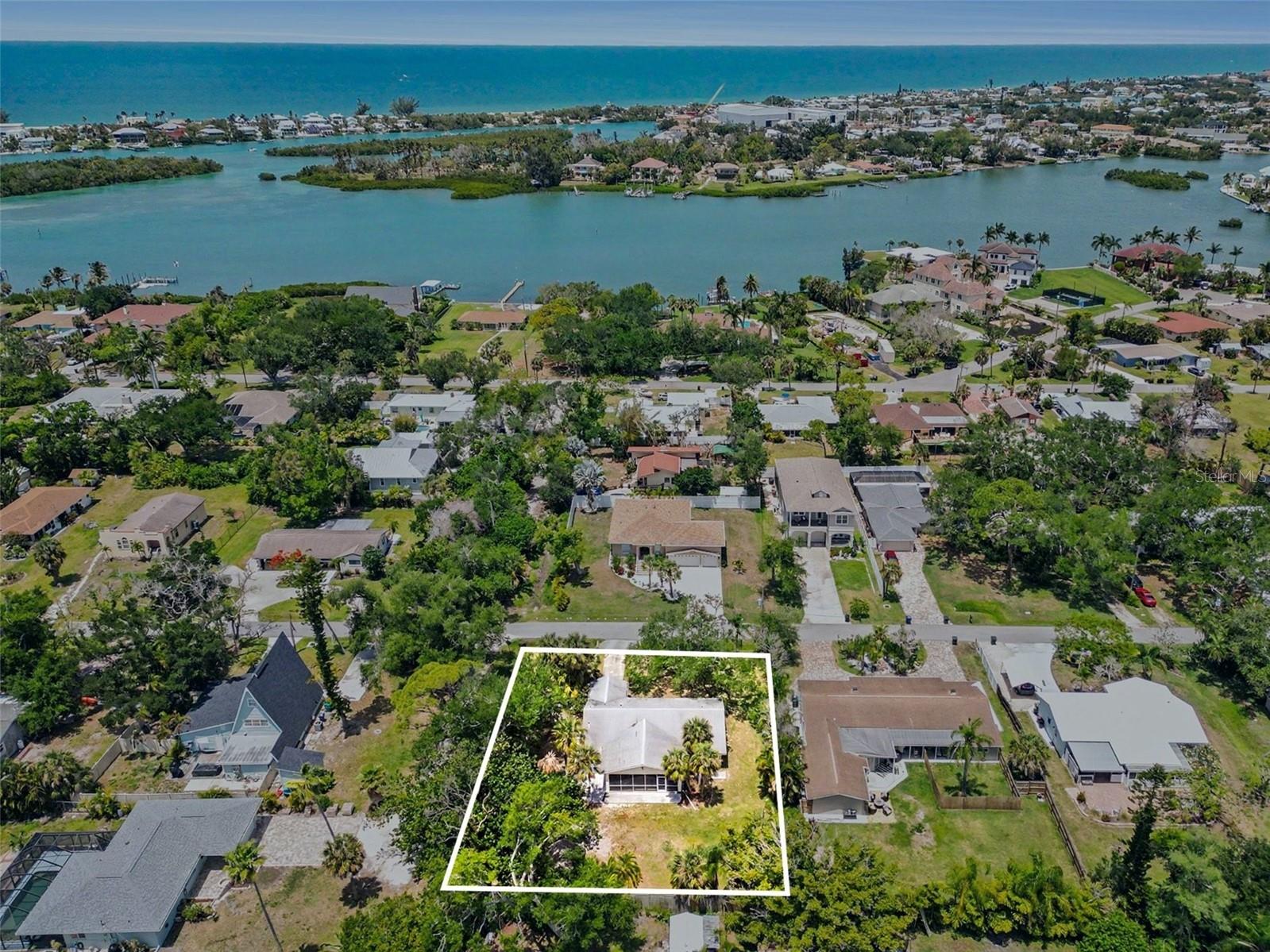 413 PAMETO RD — photo 47