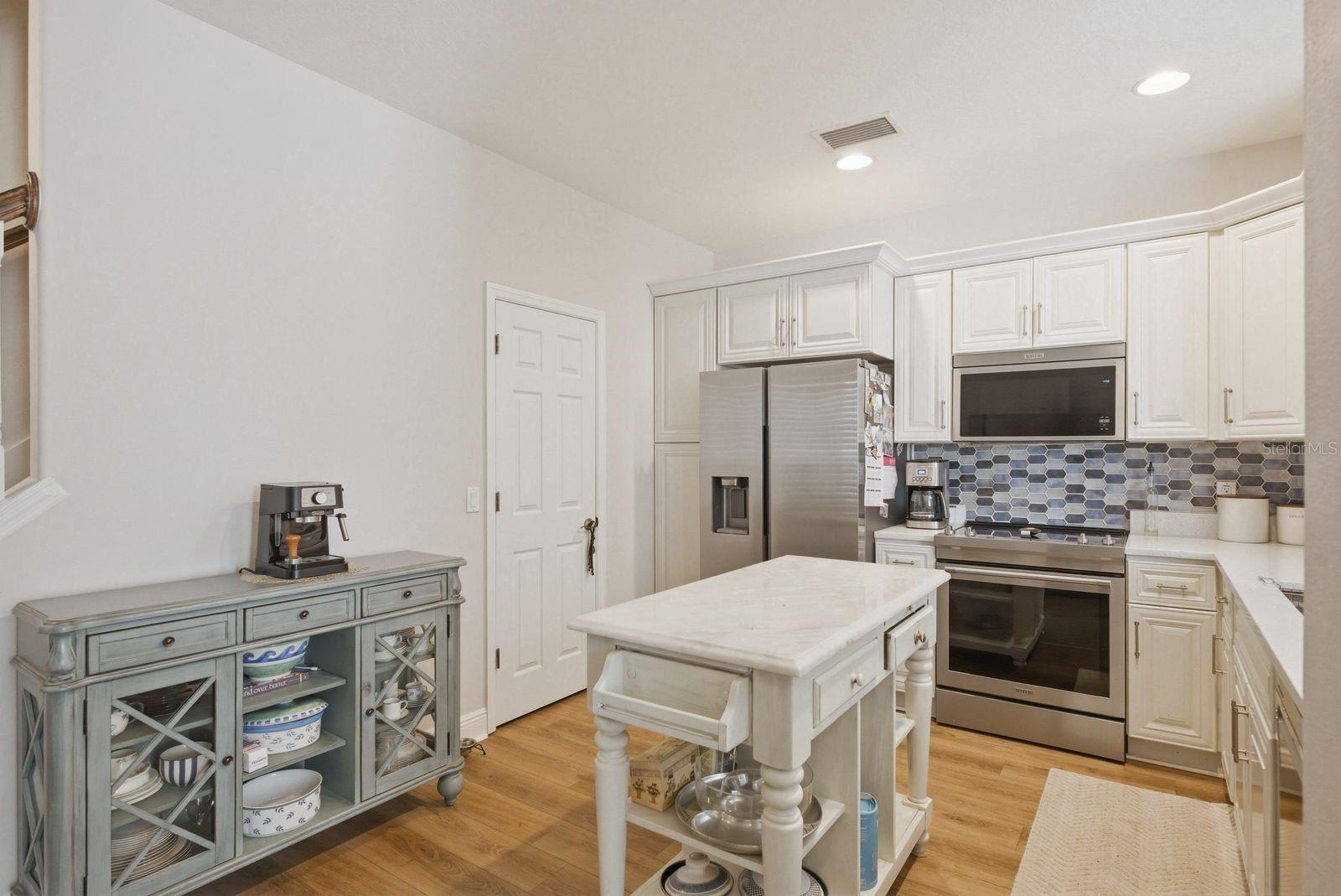 336 HARBOR RIDGE DR — photo 9