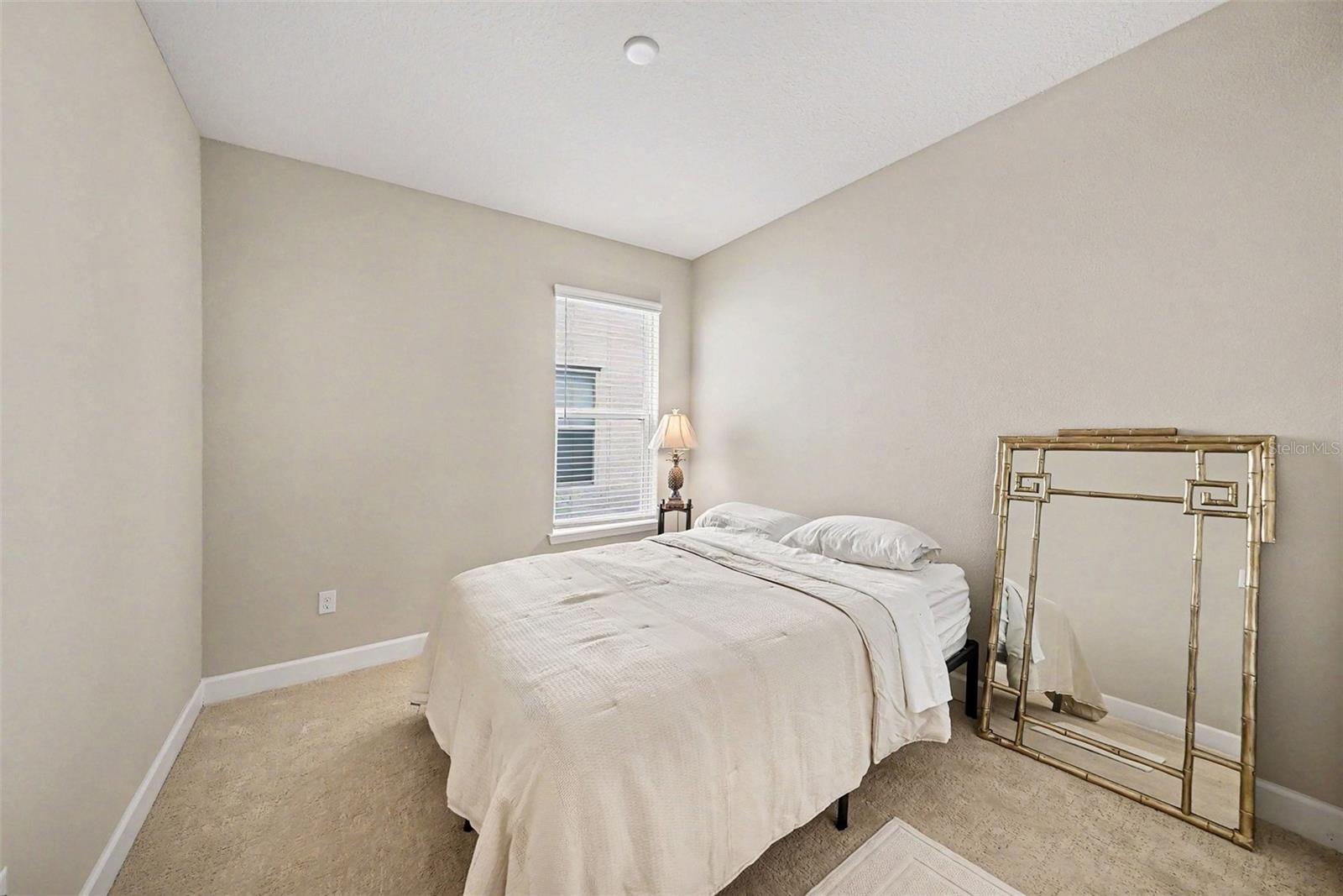 7907 SILVER CLOVER CT — photo 10