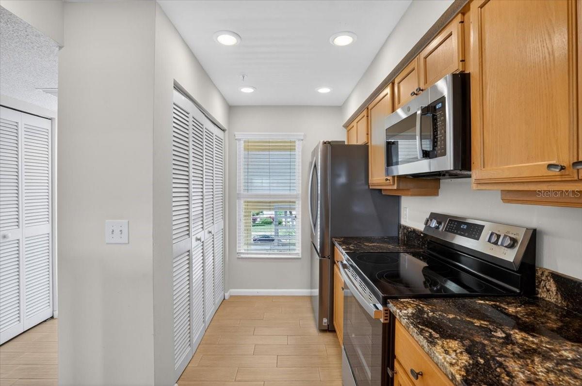 1040 WEXFORD BLVD #1040 — photo 9
