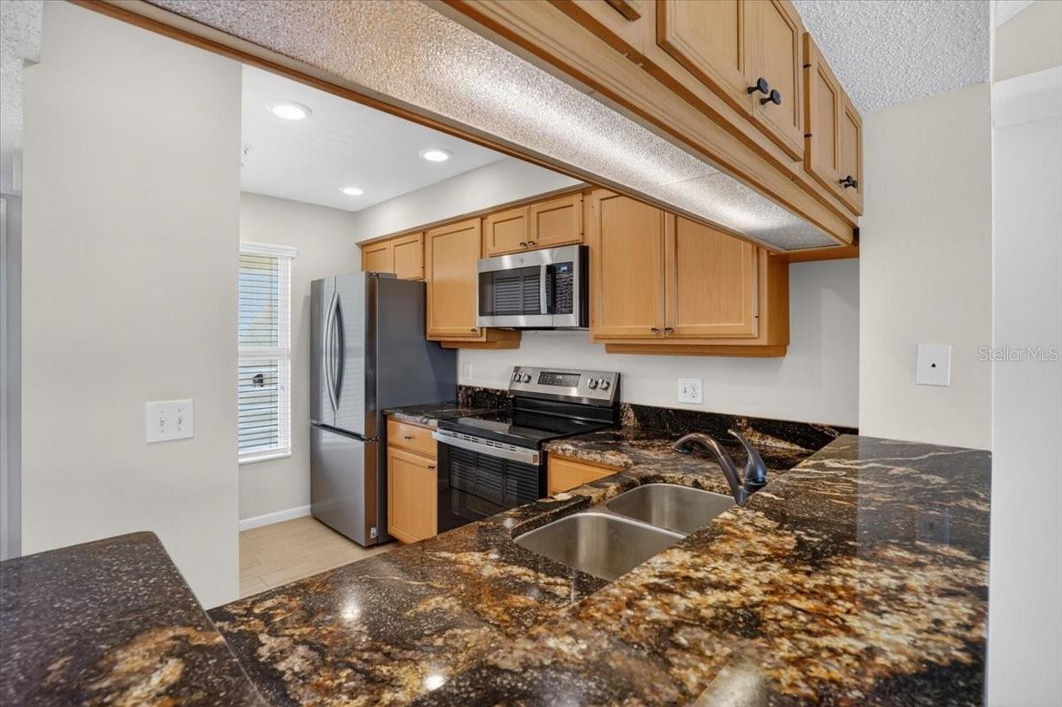 1040 WEXFORD BLVD #1040 — photo 7