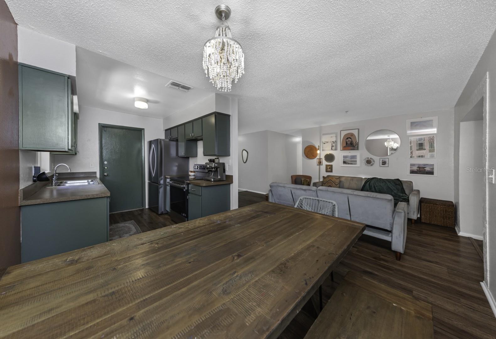 416 N WASHINGTON AVE — photo 14