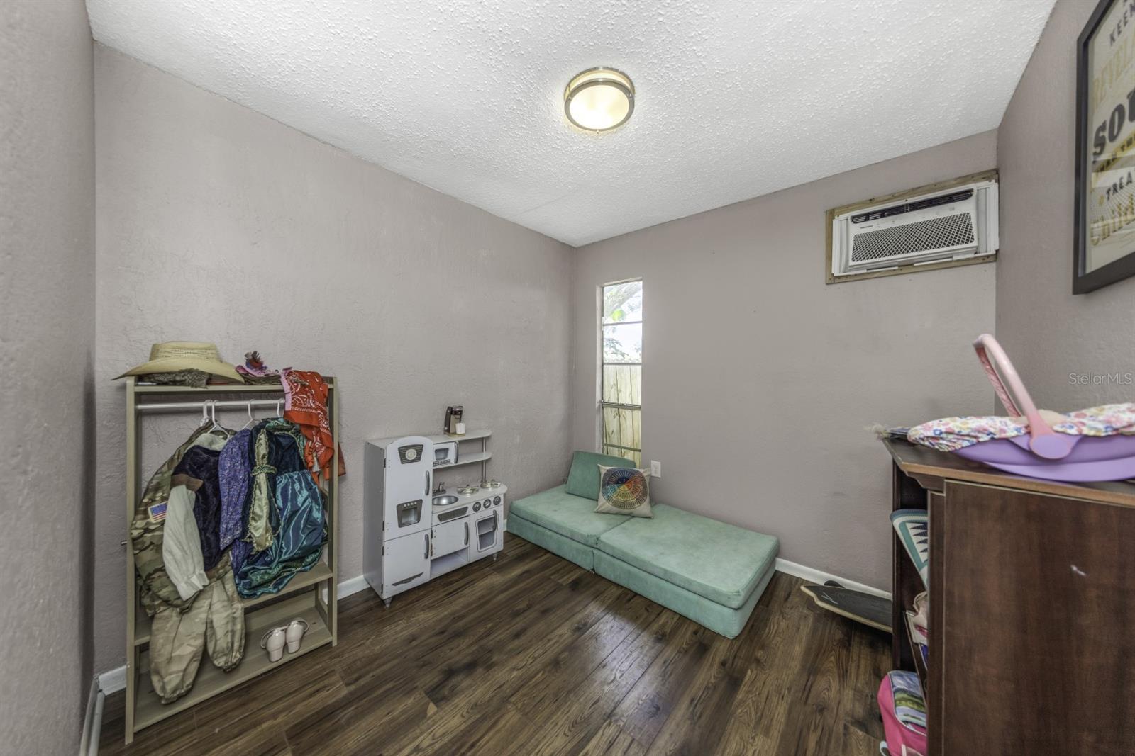 416 N WASHINGTON AVE — photo 35