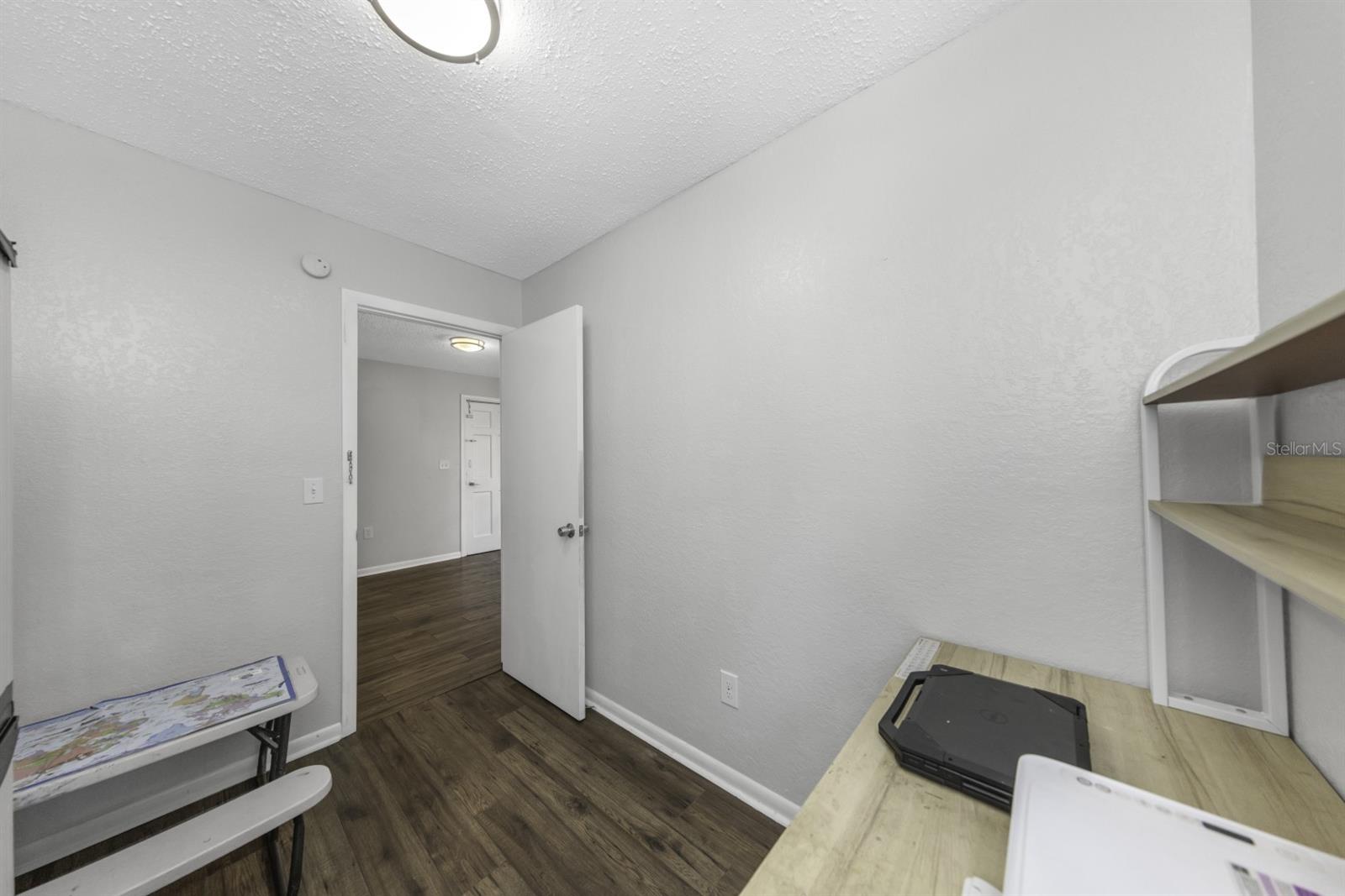 416 N WASHINGTON AVE — photo 34
