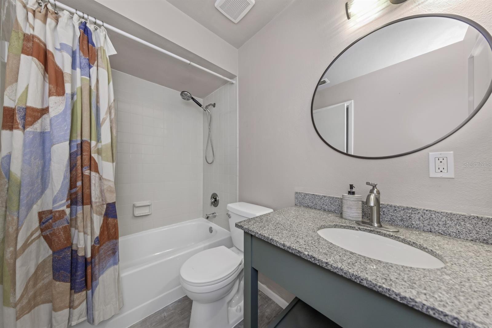 416 N WASHINGTON AVE — photo 24