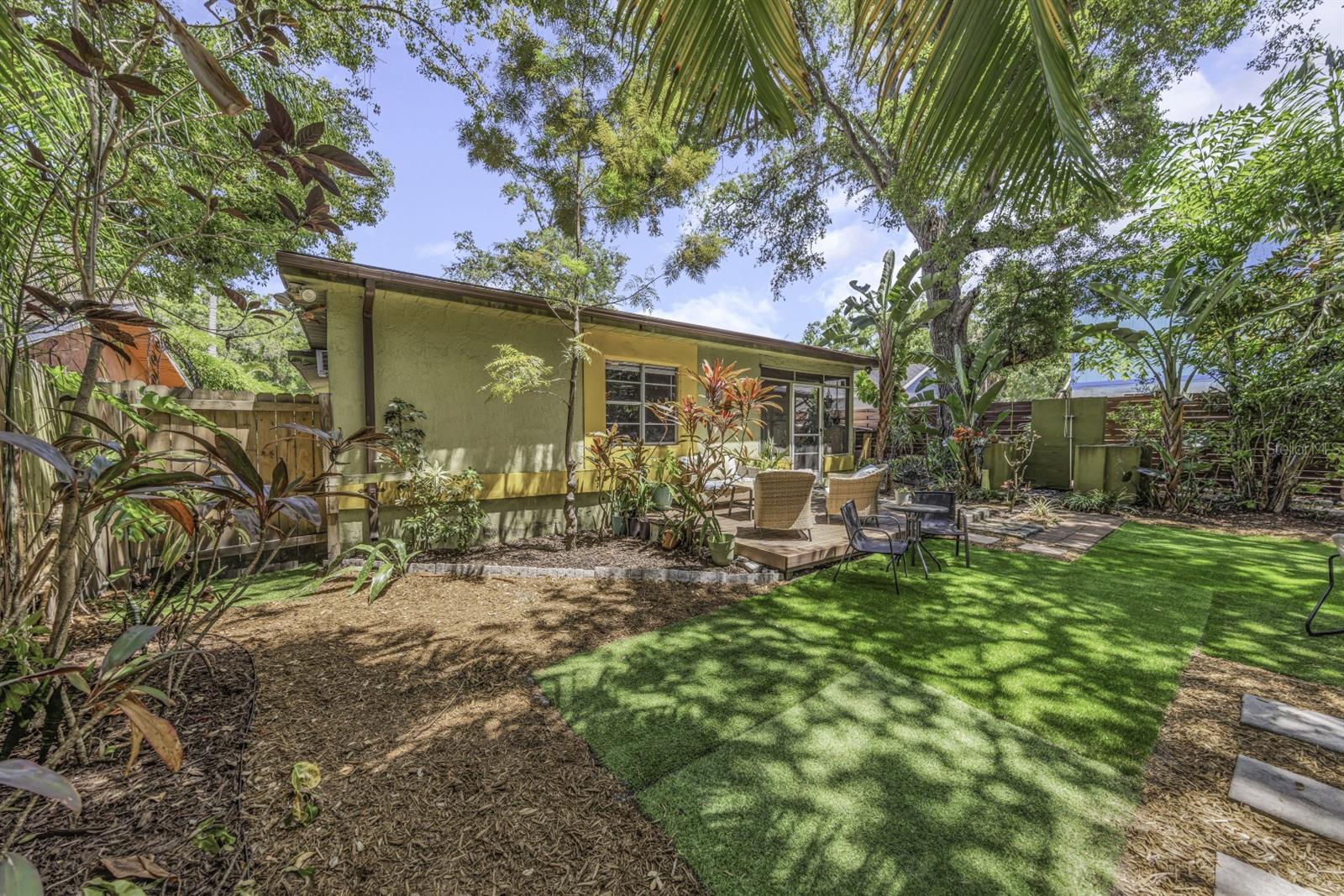 416 N WASHINGTON AVE — photo 41