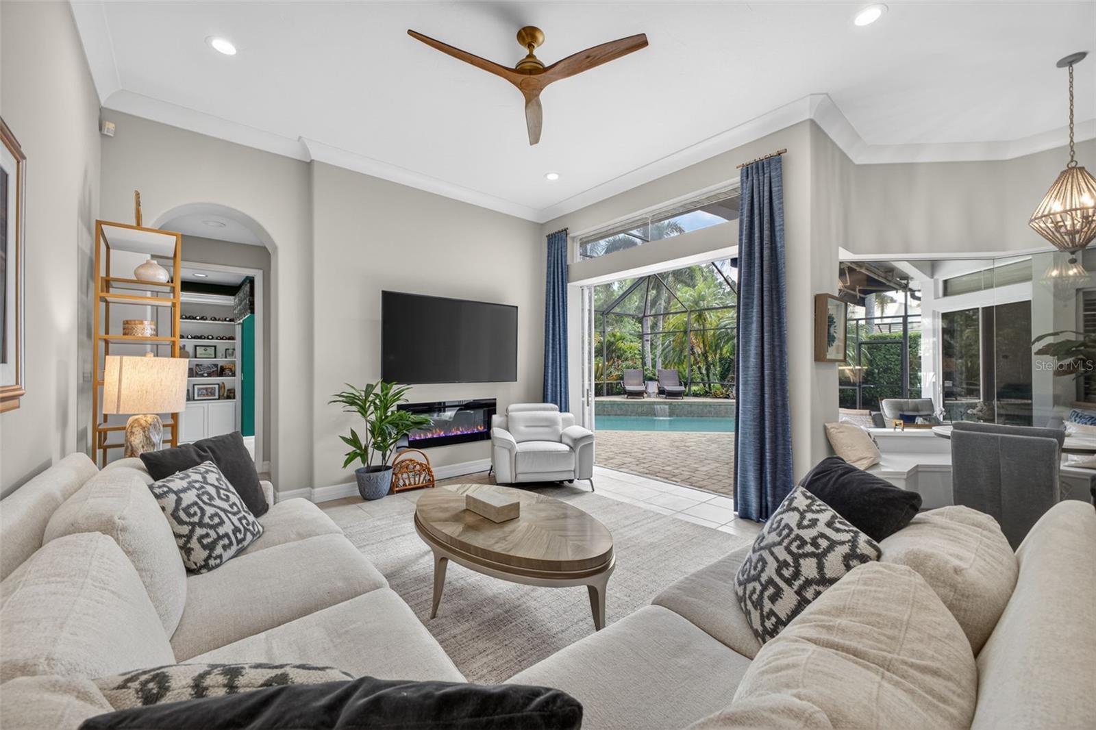 6724 THE MASTERS AVE — photo 3