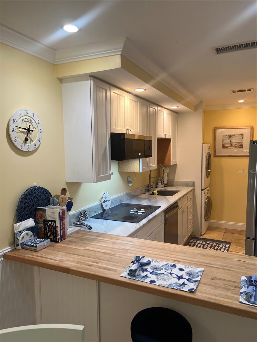 5164 BEACH DR SE #B furnished — photo 33