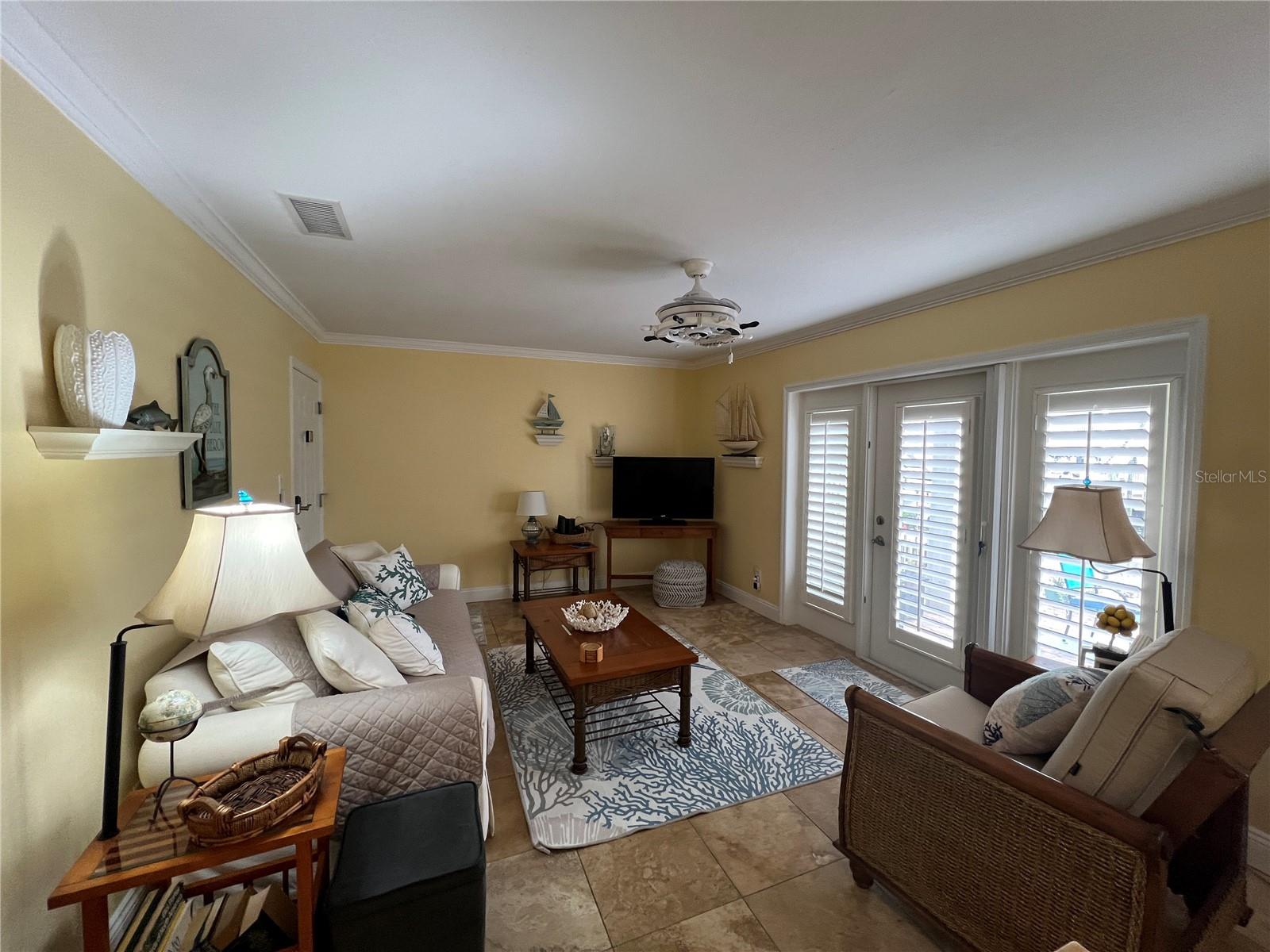 5164 BEACH DR SE #B furnished — photo 3