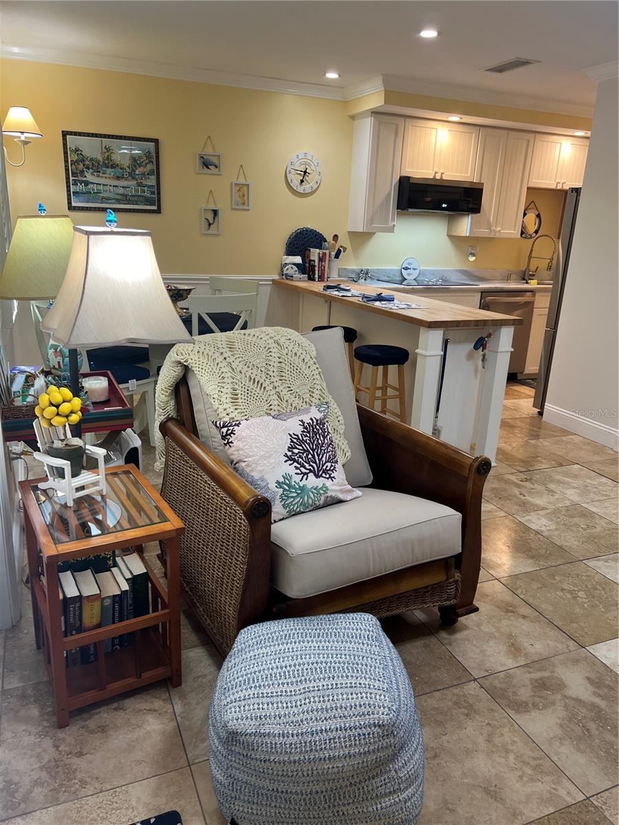 5164 BEACH DR SE #B furnished — photo 40