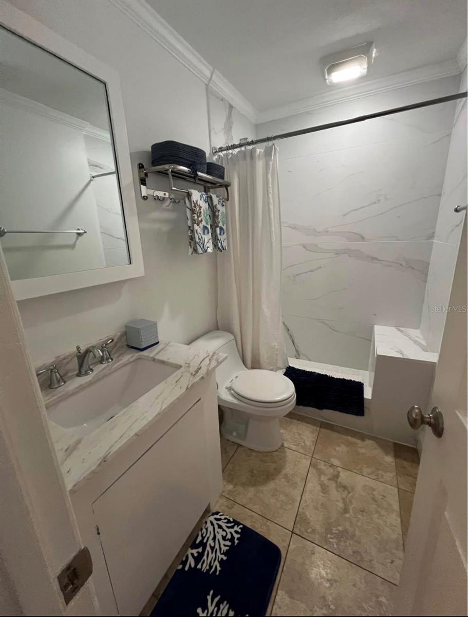 5164 BEACH DR SE #B furnished — photo 12