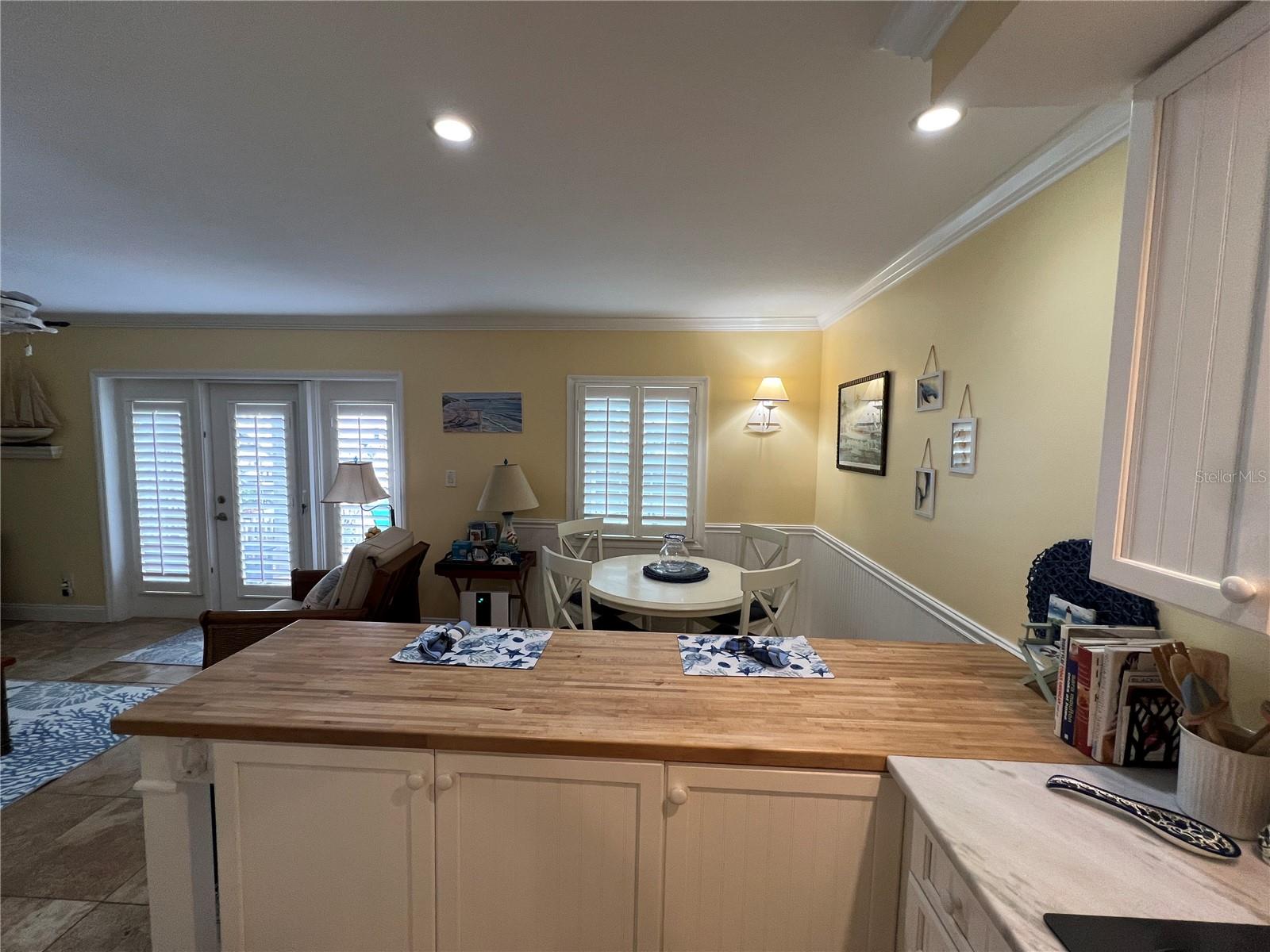 5164 BEACH DR SE #B furnished — photo 8