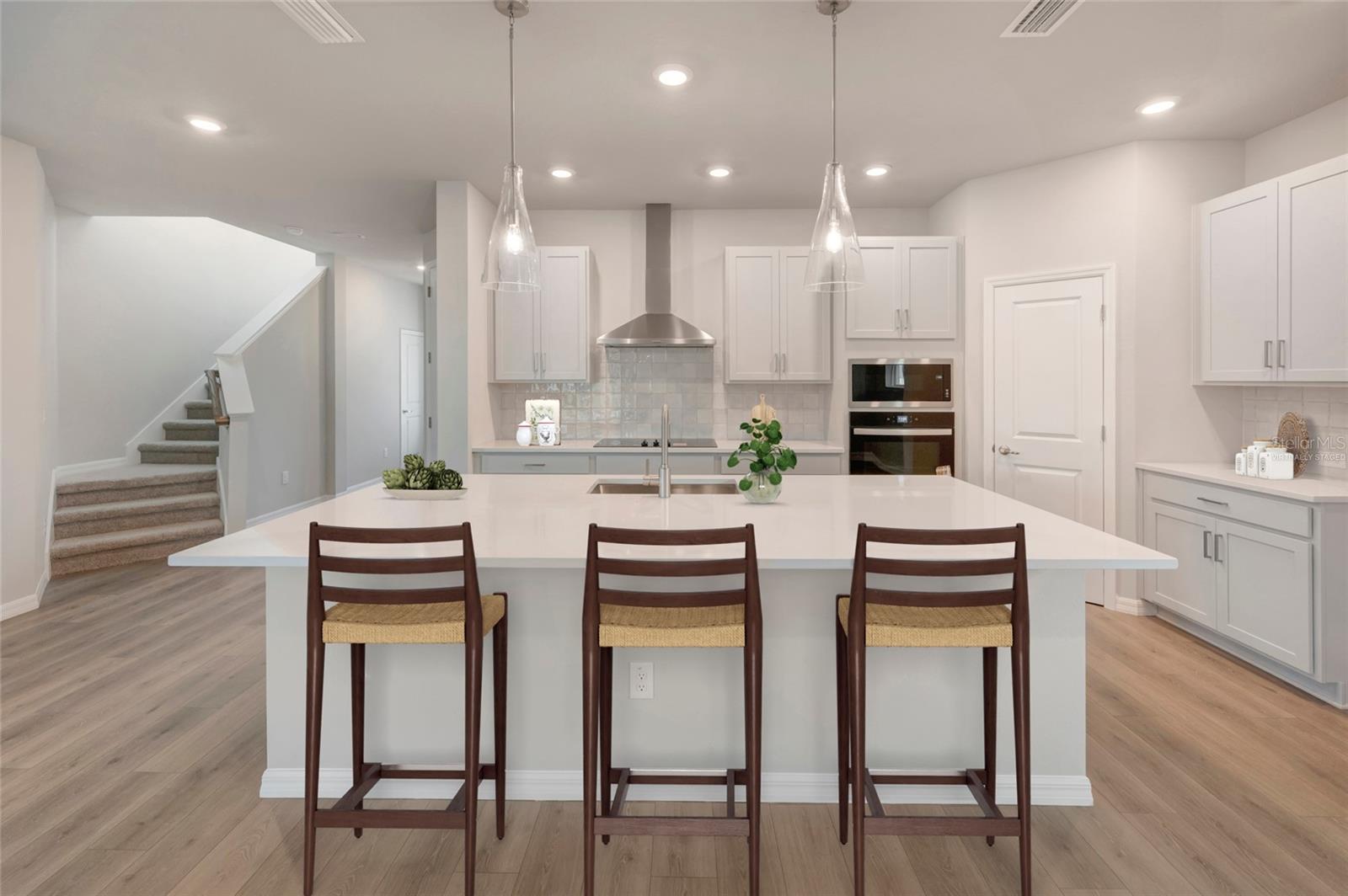 31051 PENDLETON LANDING CIR — photo 2