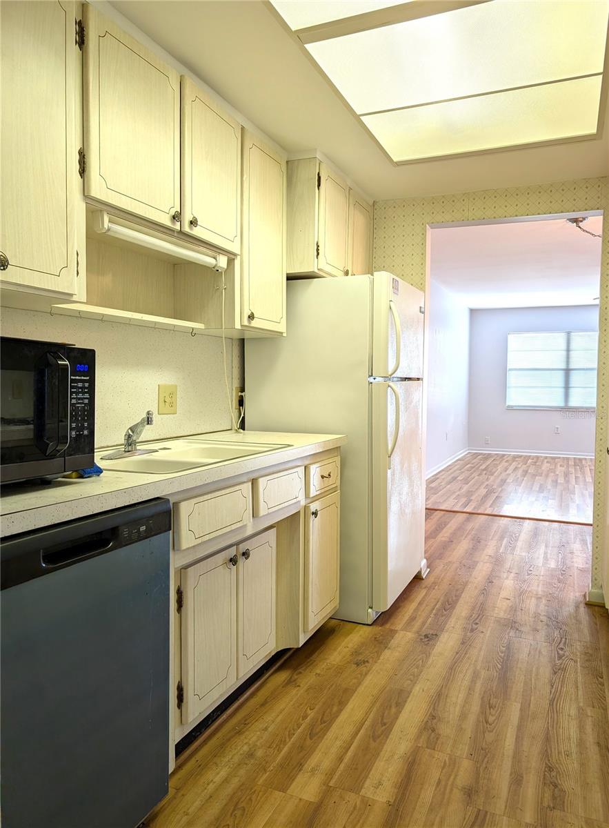 5850 18TH ST N #23 — photo 31