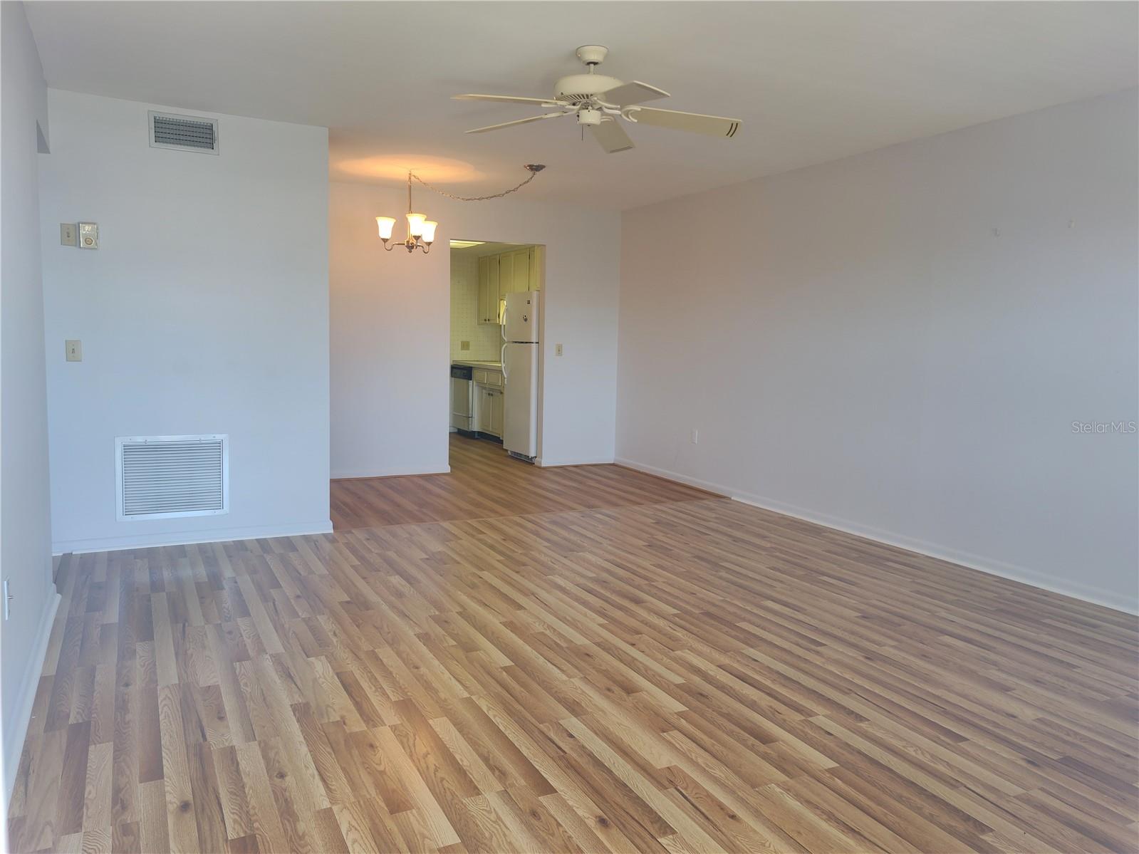 5850 18TH ST N #23 — photo 7
