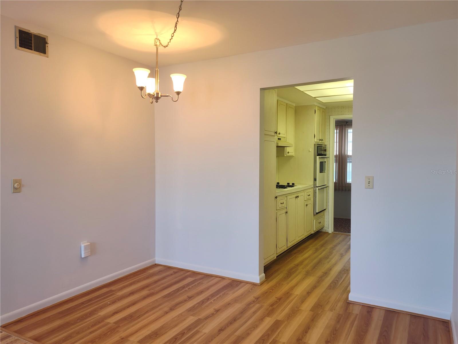 5850 18TH ST N #23 — photo 23