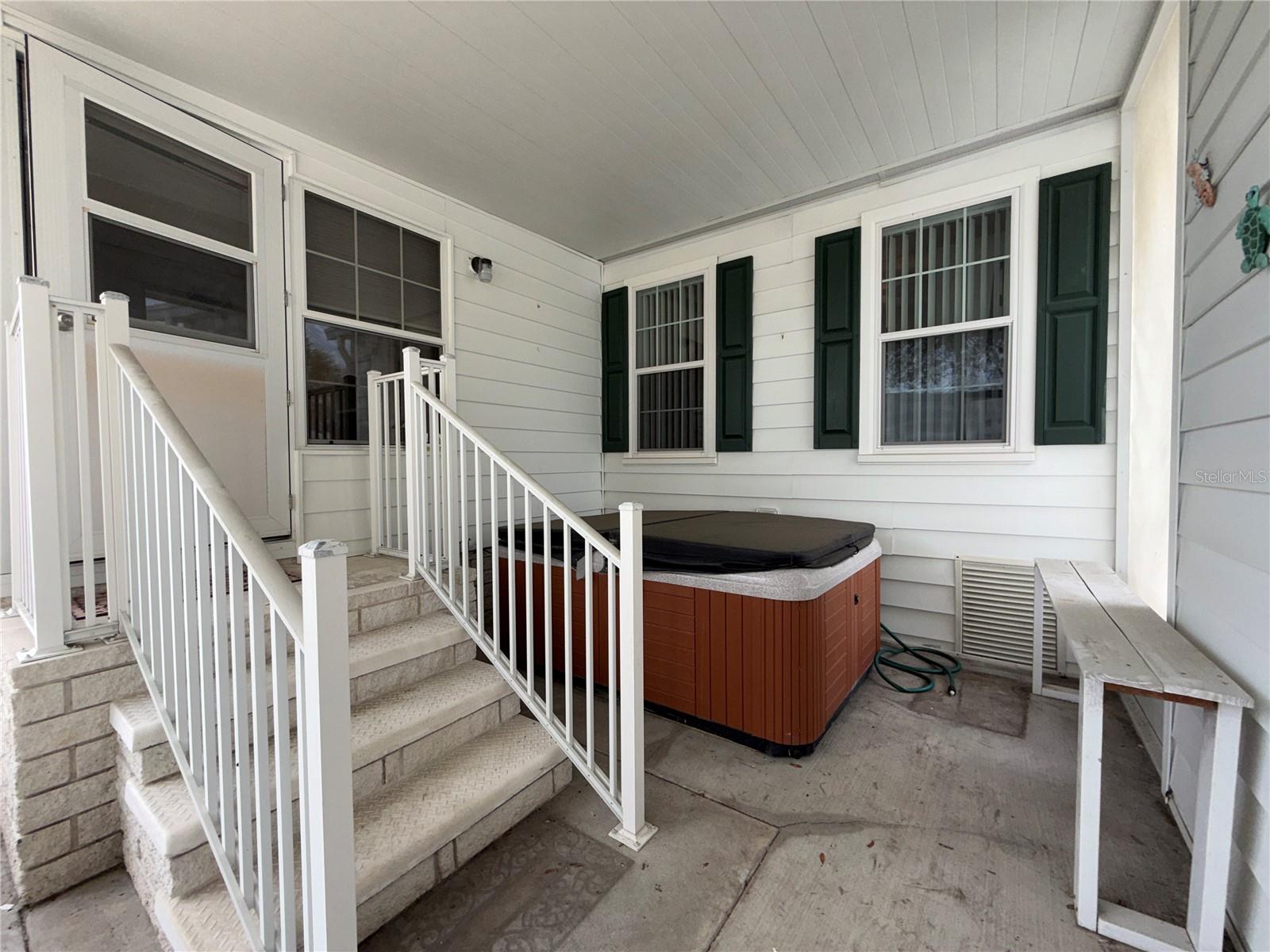194 S PORT ROYAL LN — photo 25