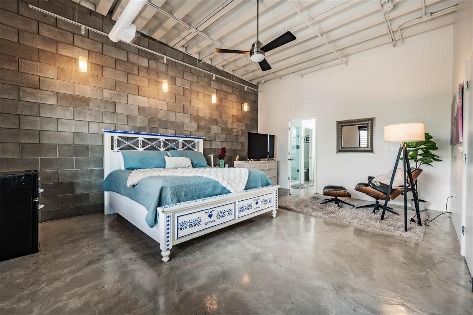 3107 W DE LEON ST #6 — photo 15