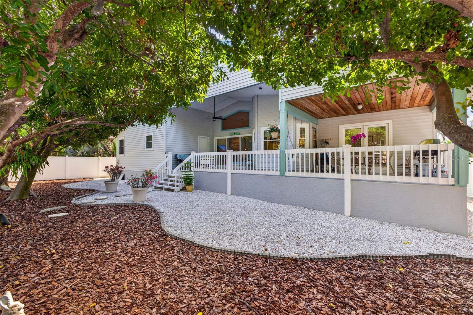 615 MONTE CRISTO BLVD — photo 27