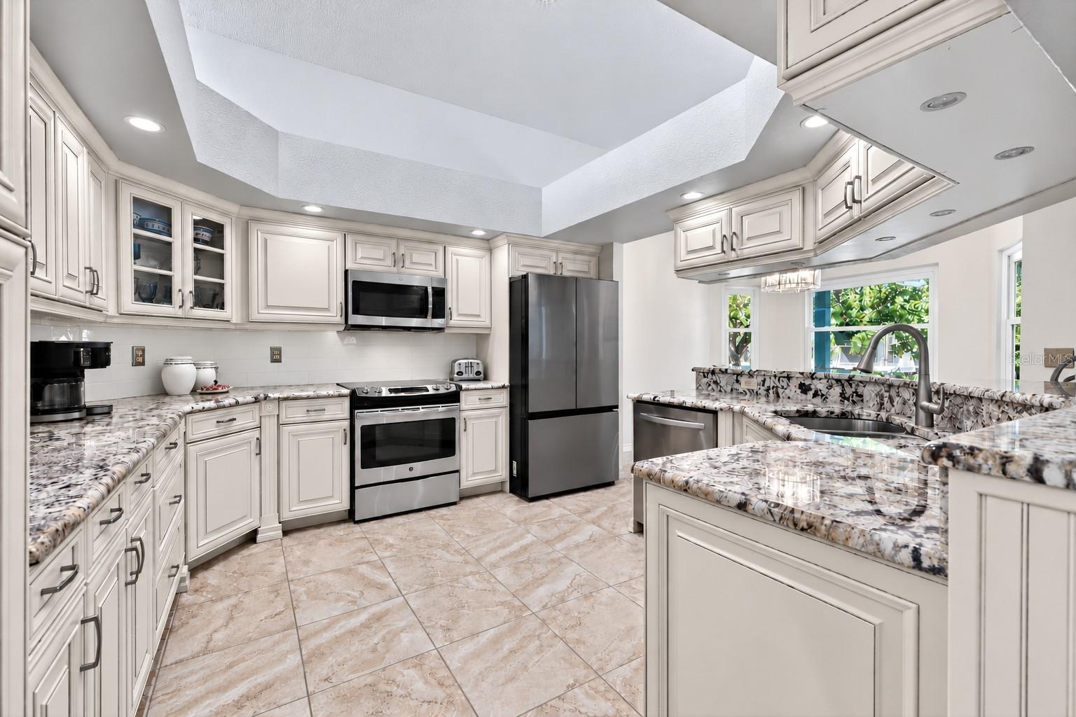 615 MONTE CRISTO BLVD — photo 5