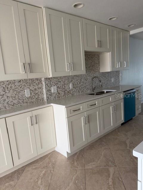 582 BOCA CIEGA POINT BLVD N — photo 13