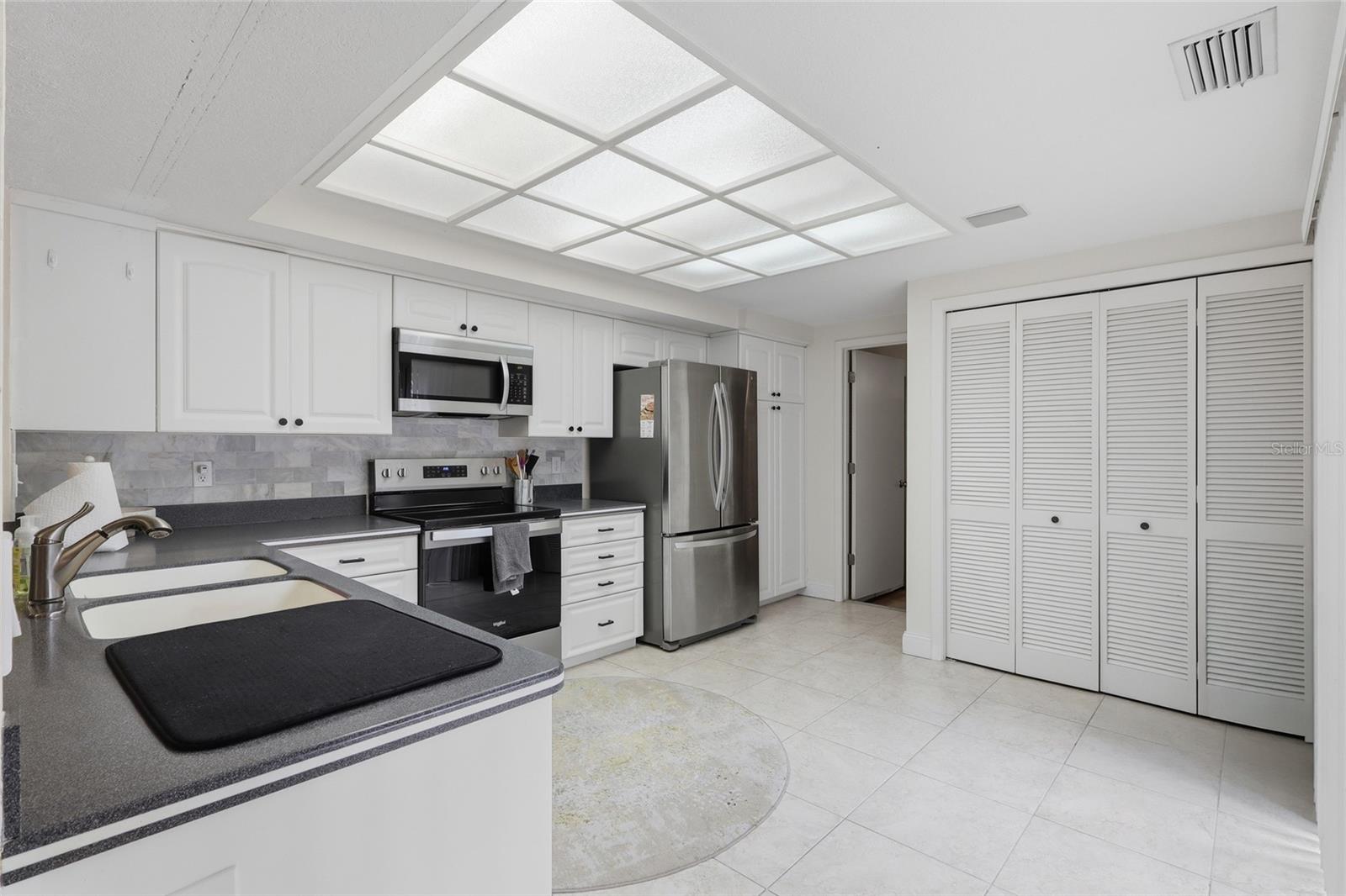 5344 COBBLESTONE CT — photo 10