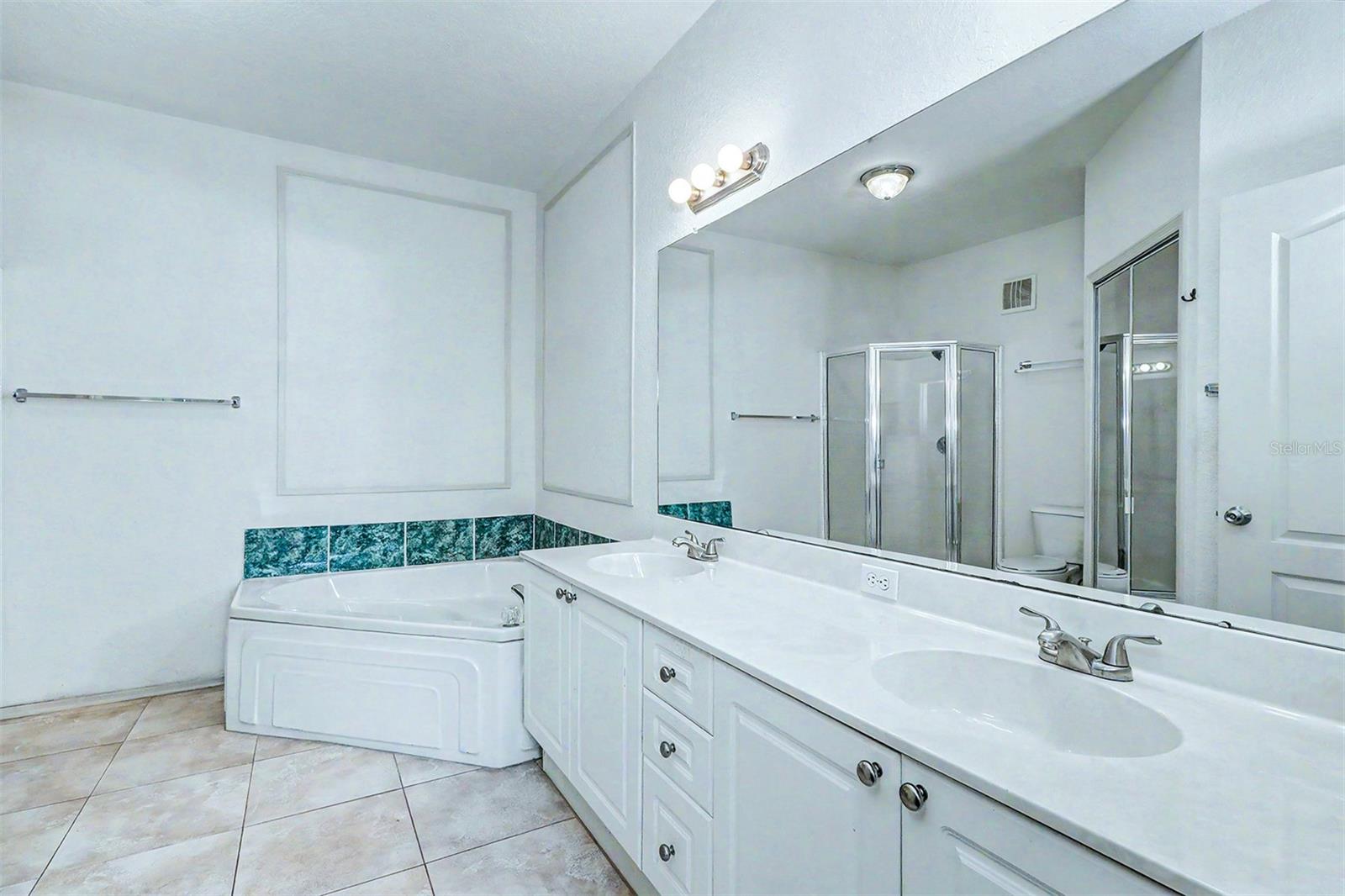 2746 VIA TIVOLI #110B — photo 17