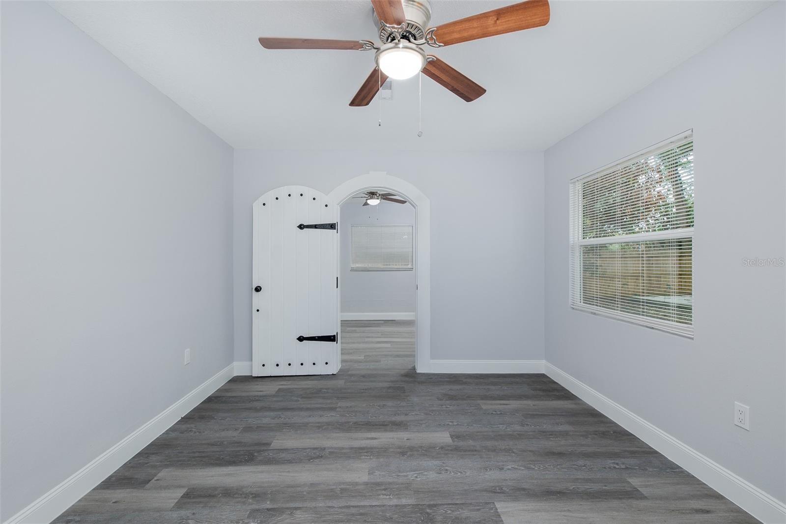 1815 DRIFTWOOD CIR S — photo 22