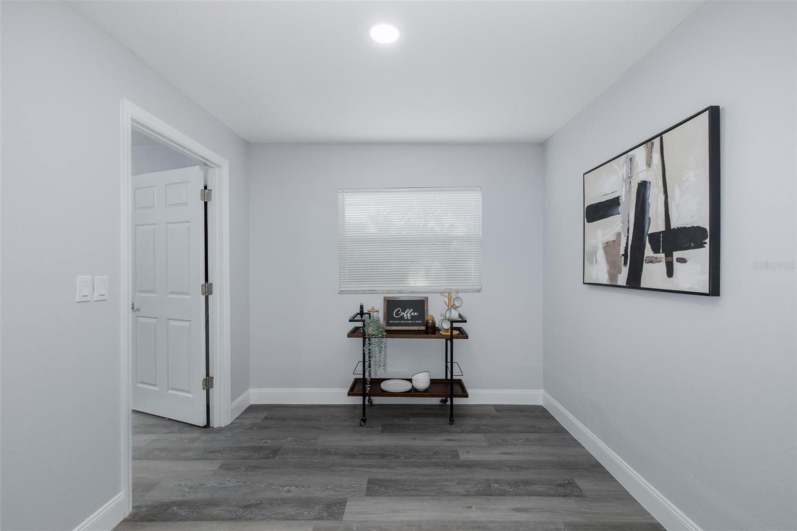 1815 DRIFTWOOD CIR S — photo 34