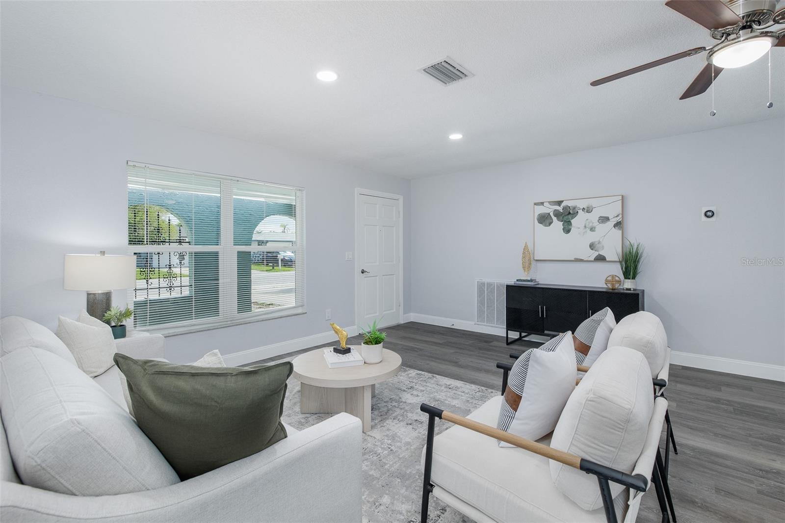 1815 DRIFTWOOD CIR S — photo 5