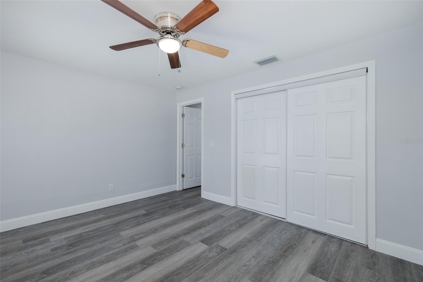 1815 DRIFTWOOD CIR S — photo 18