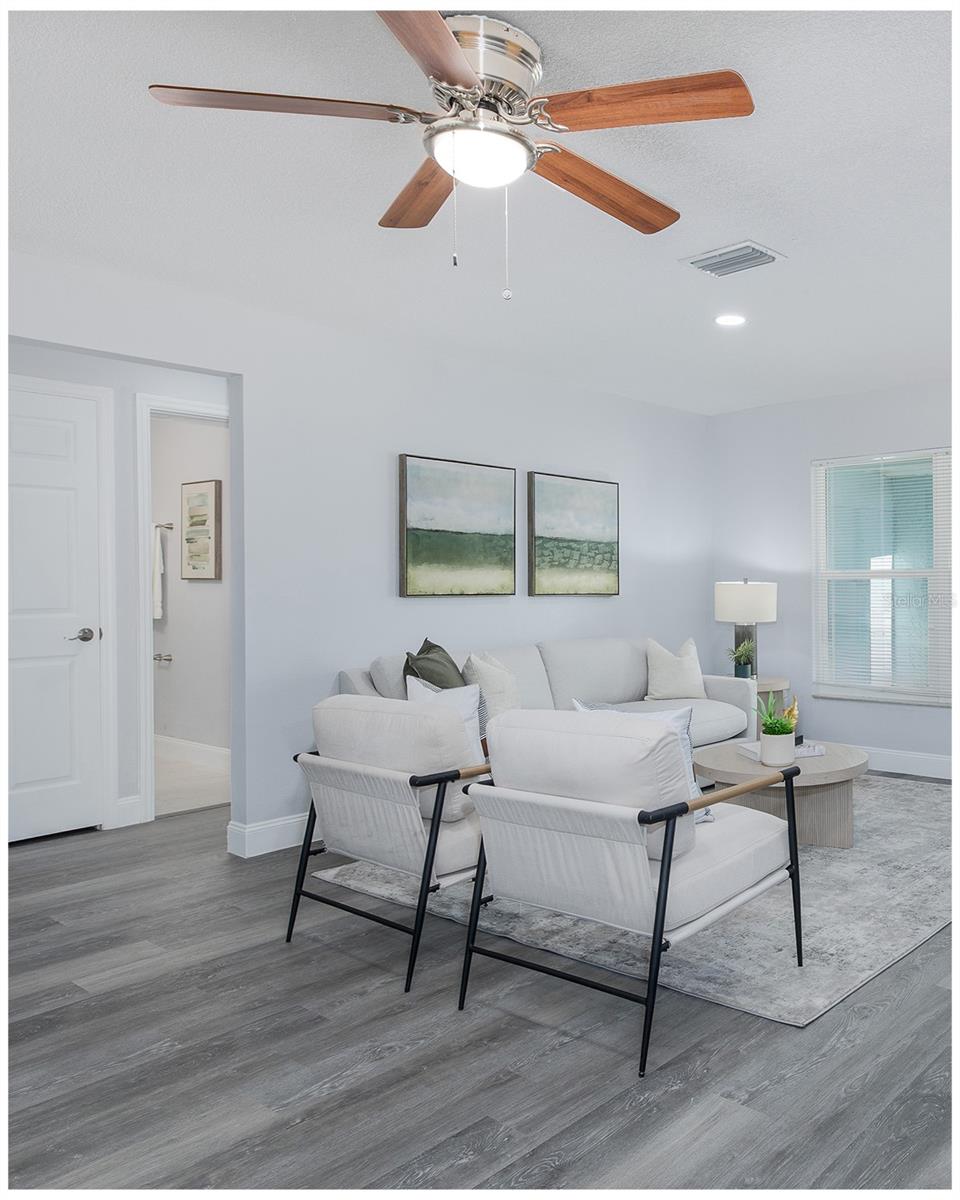 1815 DRIFTWOOD CIR S — photo 37