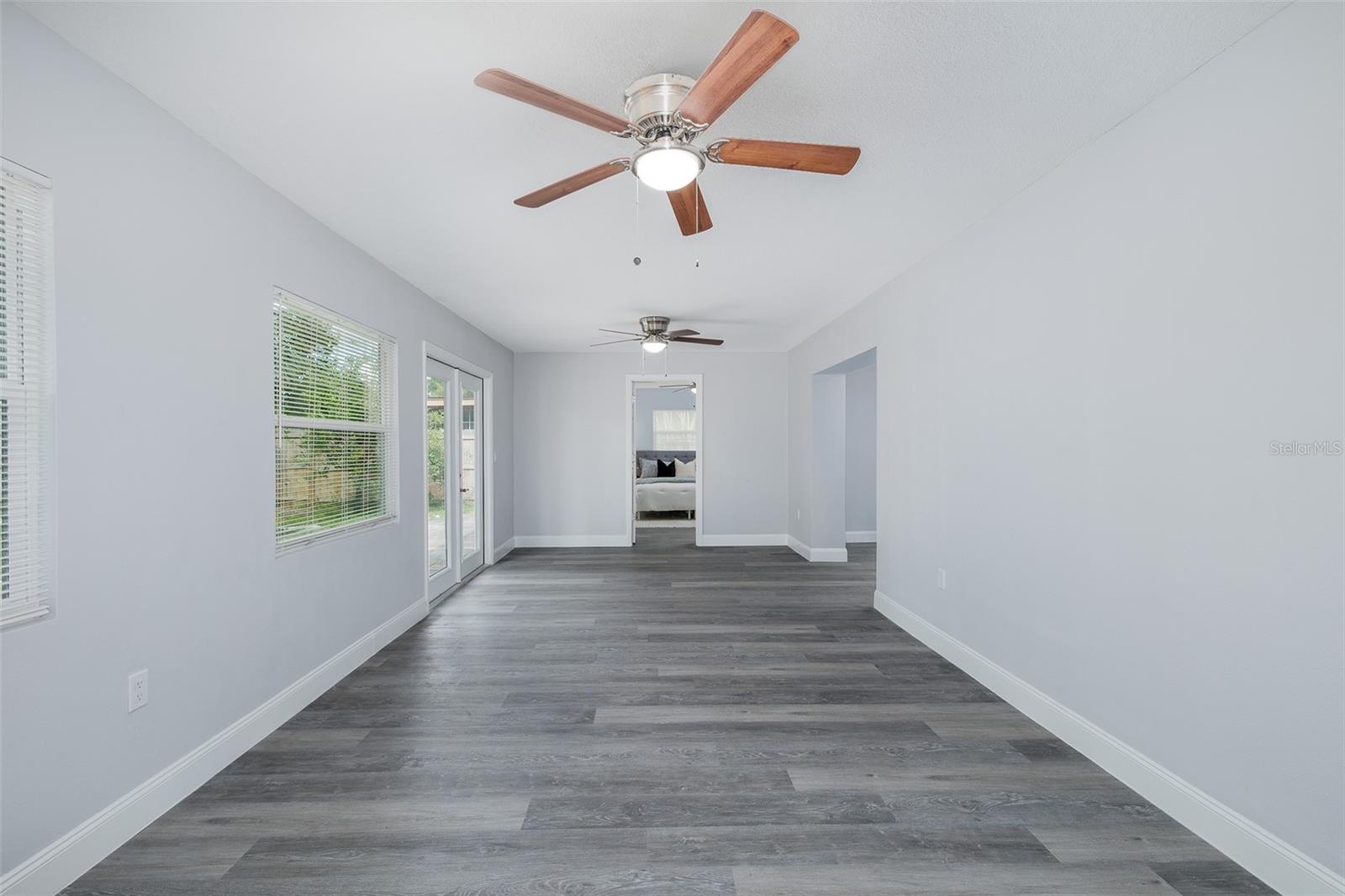 1815 DRIFTWOOD CIR S — photo 21