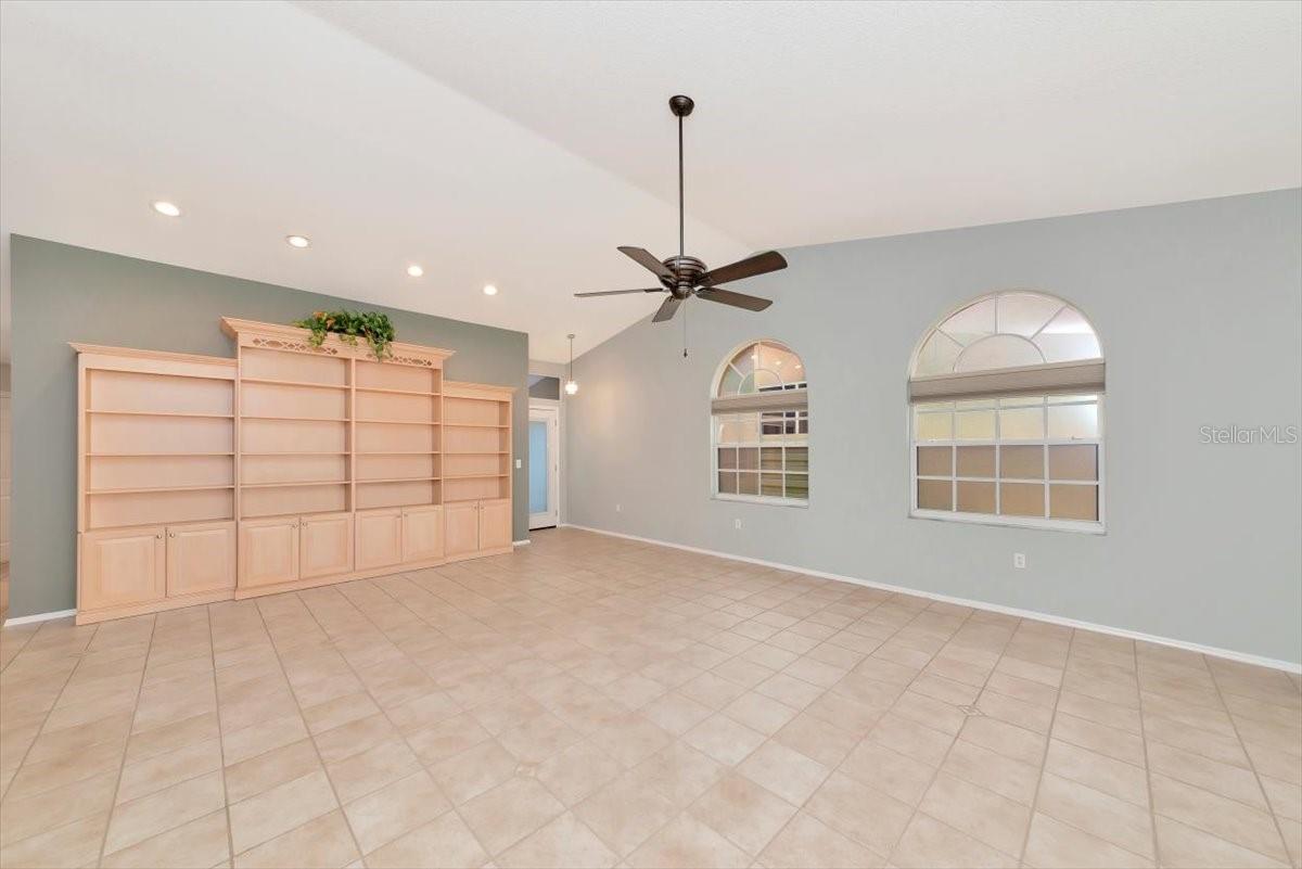4734 RAINTREE STREET CIR E — photo 9